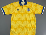 Leeds United 1990-92 away shirt size M (Excellent condition)