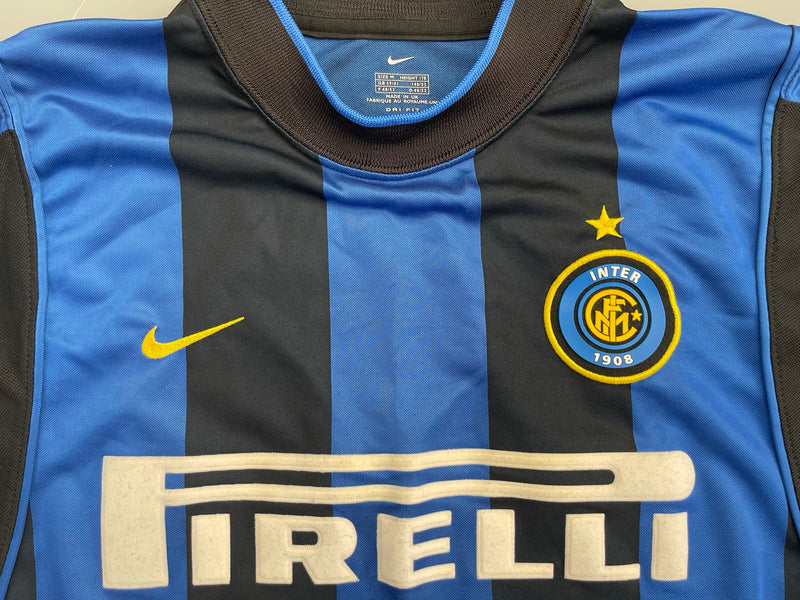 Inter Milan 2000-2001 Home Shirt size M 'R9' Mint condition.