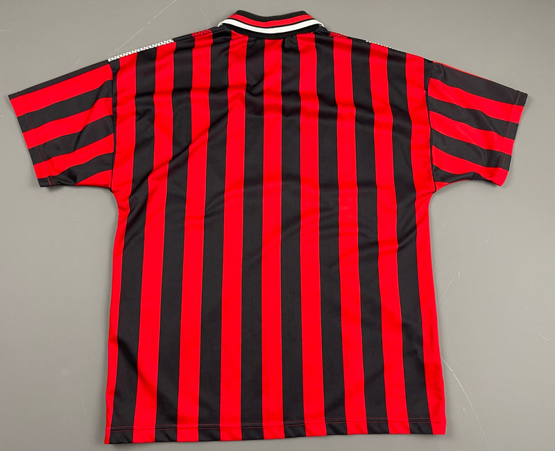 Manchester City 1994-96 away shirt size L (Mint)